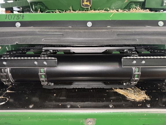 Image of John Deere S770 equipment image 1