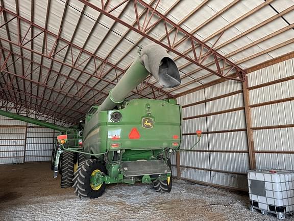 Image of John Deere S770 equipment image 4