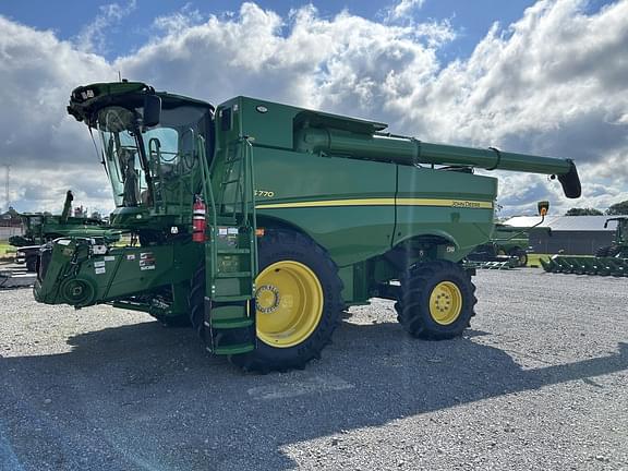 Image of John Deere S770 equipment image 2