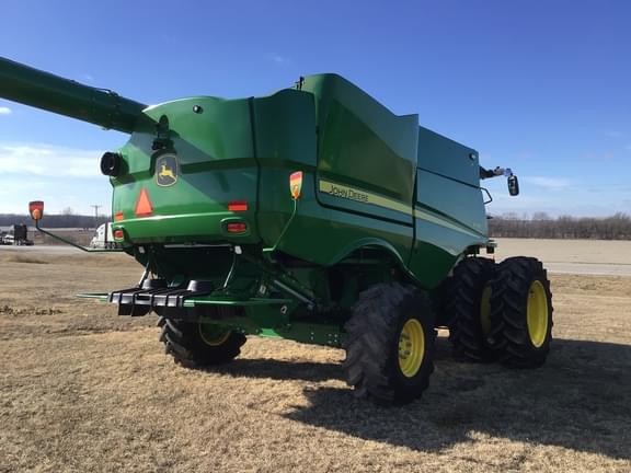 Image of John Deere S770 equipment image 4