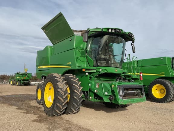 Image of John Deere S770 equipment image 1