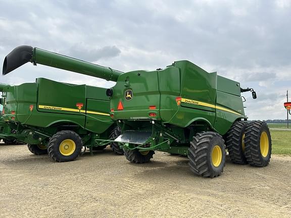 Image of John Deere S770 equipment image 3
