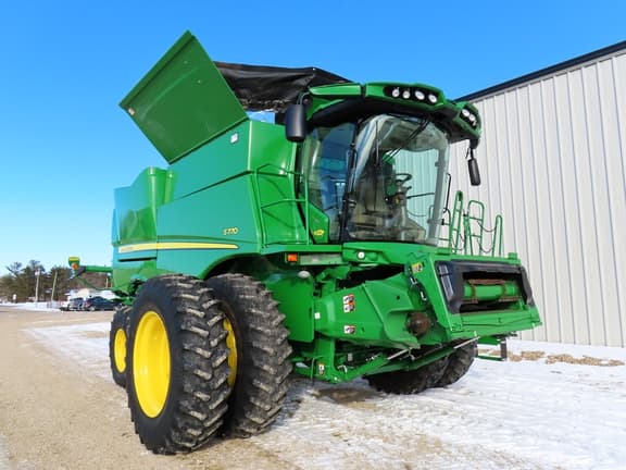 Image of John Deere S770 equipment image 4