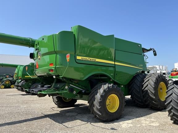 Image of John Deere S770 equipment image 4