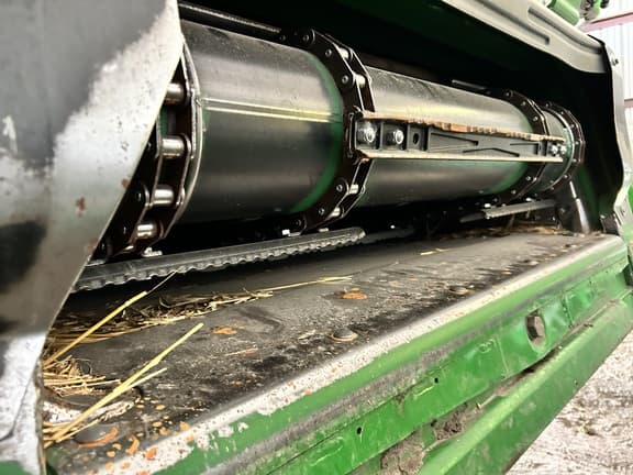 Image of John Deere S770 equipment image 1