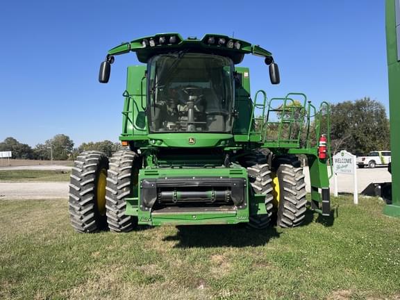 Image of John Deere S770 equipment image 1