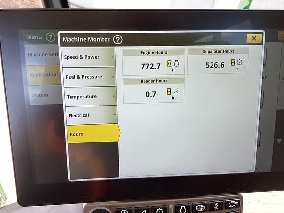 Image of John Deere S770 equipment image 4