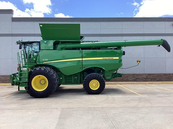 Image of John Deere S770 Primary image