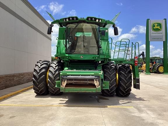 Image of John Deere S770 equipment image 1