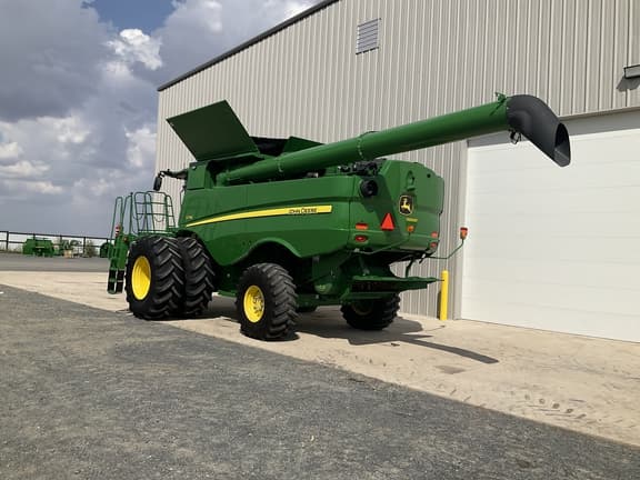 Image of John Deere S770 equipment image 2