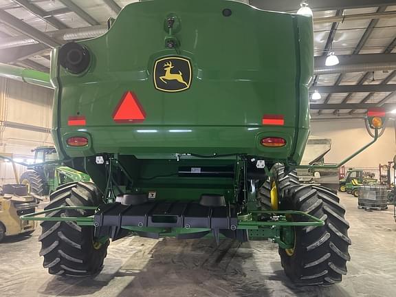 Image of John Deere S770 equipment image 4