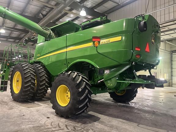 Image of John Deere S770 equipment image 3