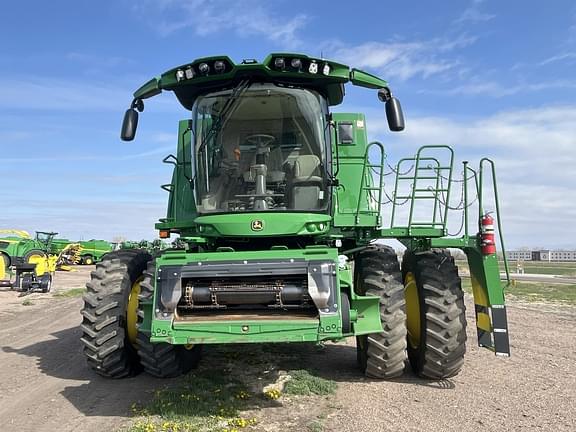 Image of John Deere S770 equipment image 1