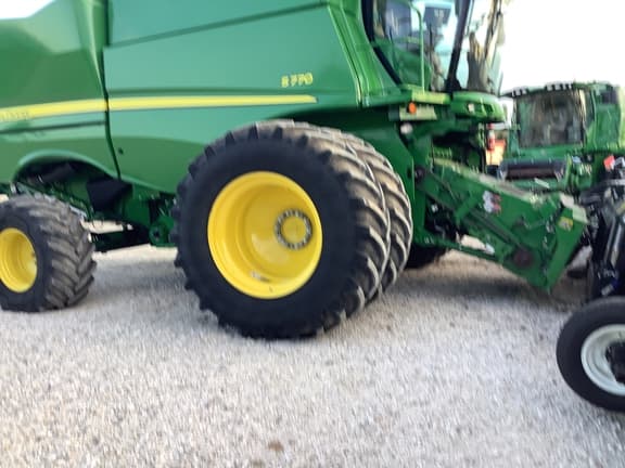 Image of John Deere S770 equipment image 1