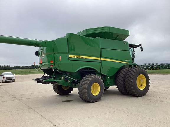 Image of John Deere S770 equipment image 3