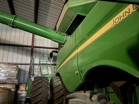 Image of John Deere S770 equipment image 2