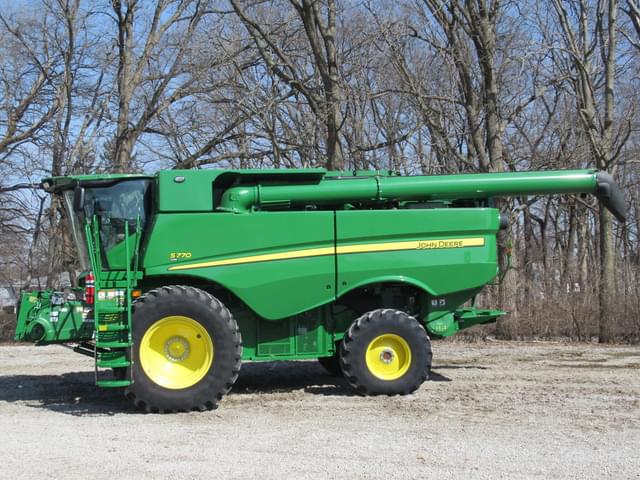 Image of John Deere S770 equipment image 2