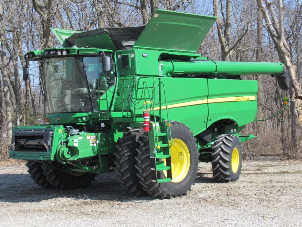 Image of John Deere S770 Primary image