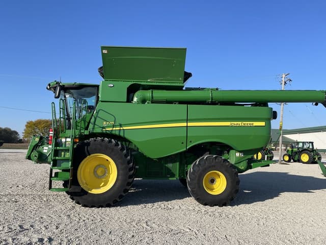 Image of John Deere S770 equipment image 2