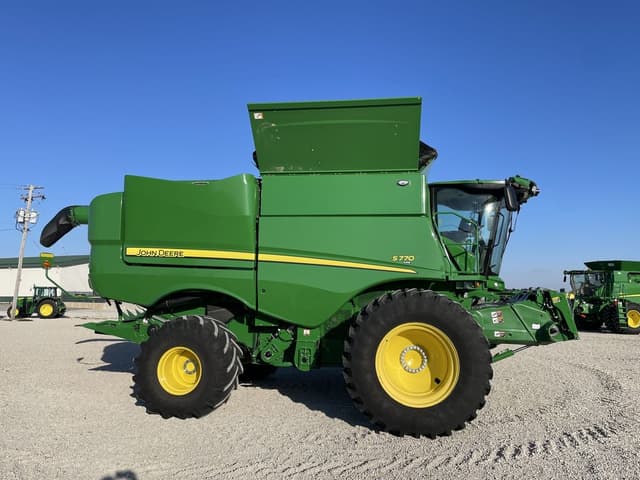 Image of John Deere S770 equipment image 3