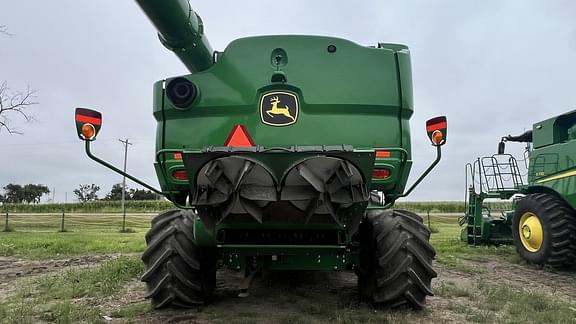 Image of John Deere S770 equipment image 4