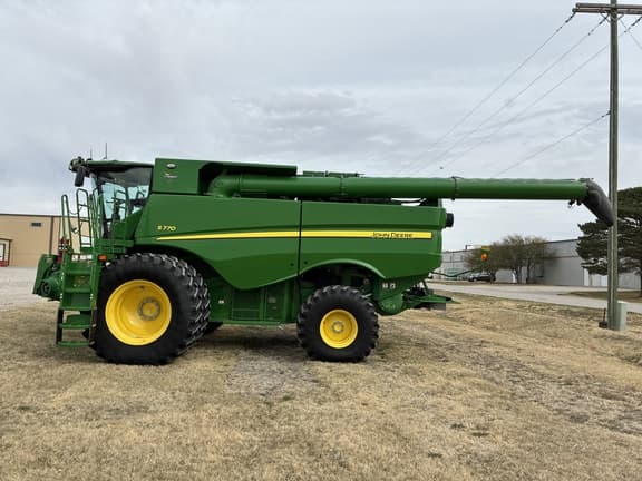 Image of John Deere S770 equipment image 1