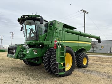 Main image John Deere S770