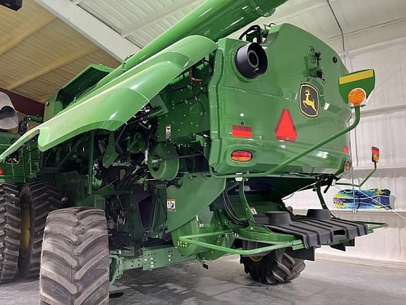 Image of John Deere S770 equipment image 2