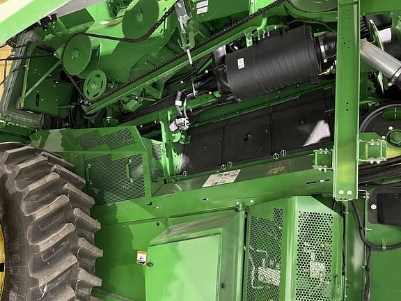 Image of John Deere S770 equipment image 3