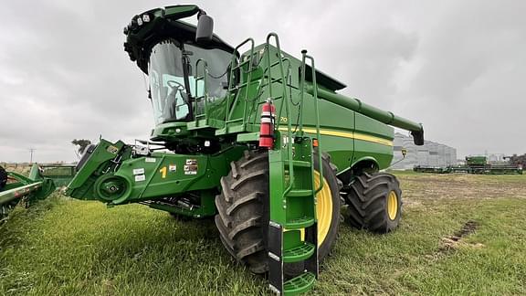 Image of John Deere S770 Primary image