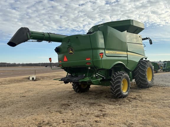 Image of John Deere S770 equipment image 3