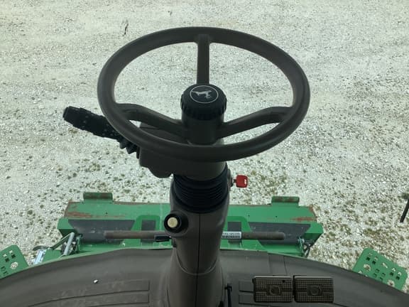 Image of John Deere S770 equipment image 2