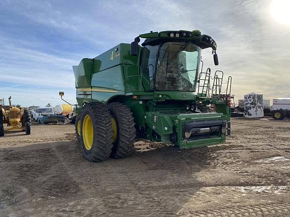 Image of John Deere S770 equipment image 1