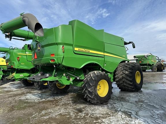 Image of John Deere S770 equipment image 3