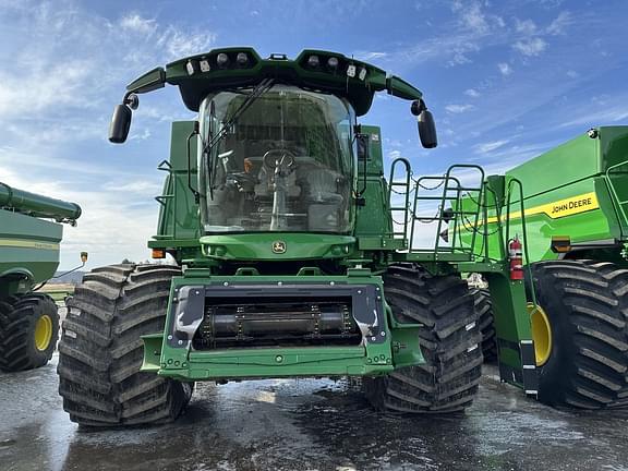 Image of John Deere S770 equipment image 4