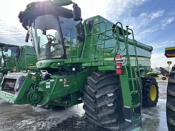 Image of John Deere S770 equipment image 1
