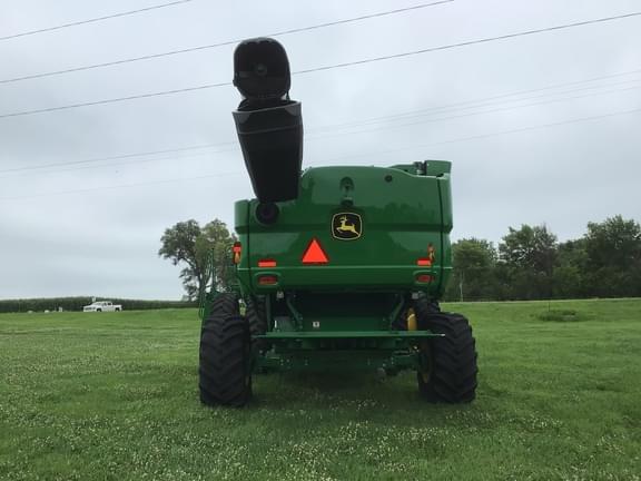 Image of John Deere S770 equipment image 4