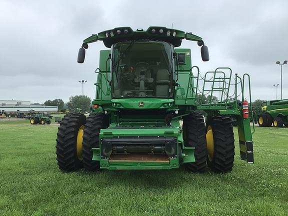 Image of John Deere S770 equipment image 1