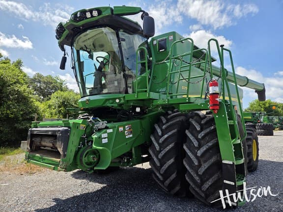 Image of John Deere S770 equipment image 1