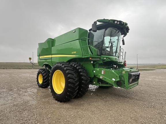 Image of John Deere S770 Primary image