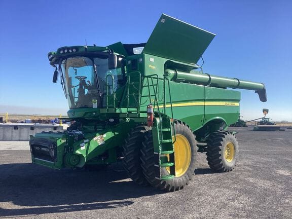 2024 John Deere S770 Equipment Image0