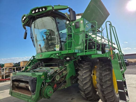Image of John Deere S770 Primary image