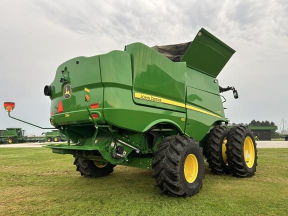 Image of John Deere S770 equipment image 4