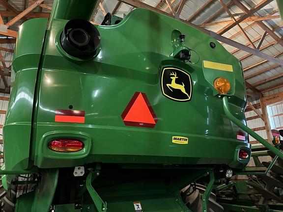 Image of John Deere S770 equipment image 1