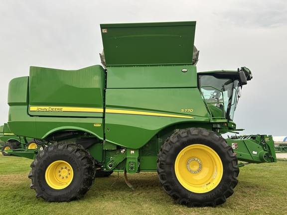 Image of John Deere S770 equipment image 3