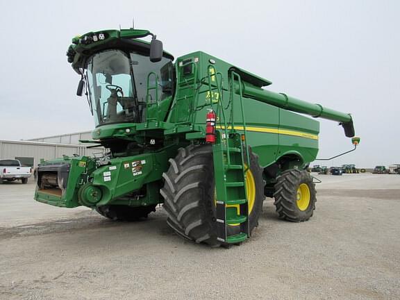 Image of John Deere S770 Primary image