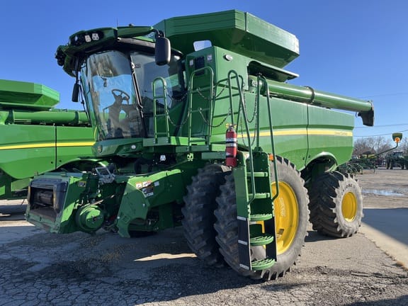 2024 John Deere S770 Equipment Image0