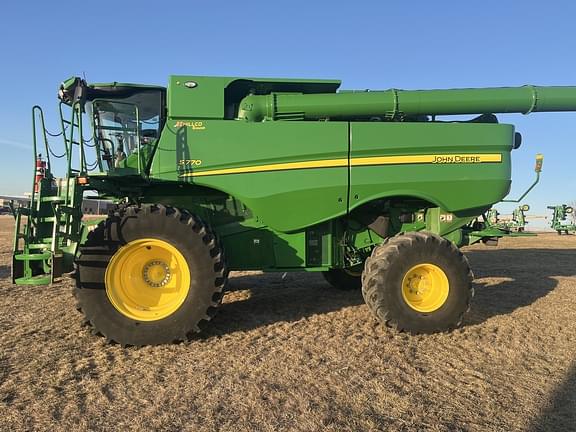Image of John Deere S770 equipment image 3