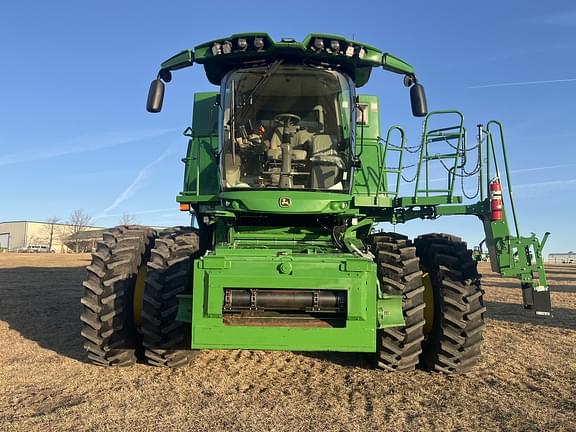 Image of John Deere S770 equipment image 1