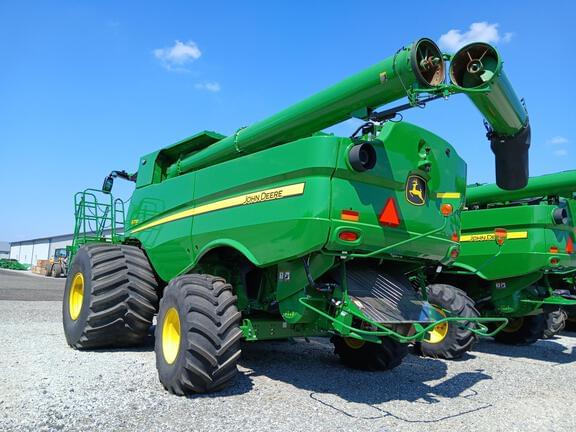 Image of John Deere S770 equipment image 3